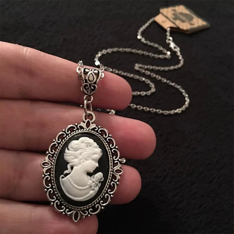 Beauty Cameo Necklace Gothic Jewelry Vintage Victorian Carved Beauty Charm Choker For Women Girls